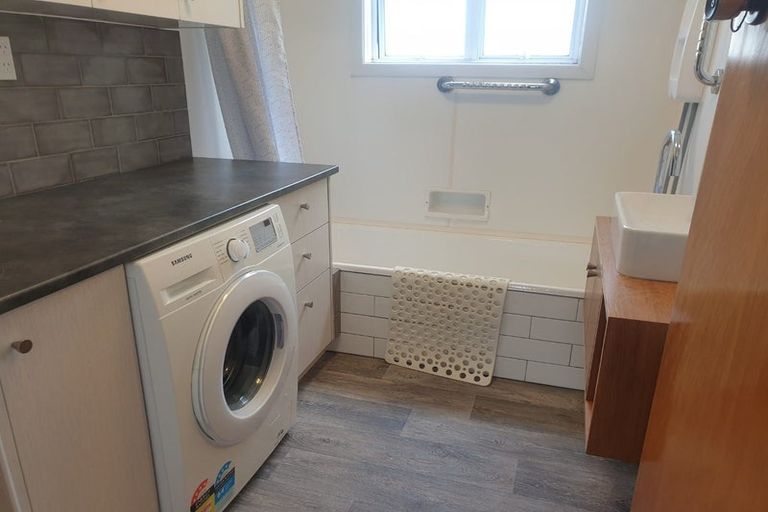 Photo of property in 4/184 Powderham Street, New Plymouth, 4310