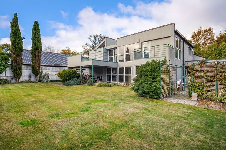 Photo of property in 103 Grahams Road, Burnside, Christchurch, 8053