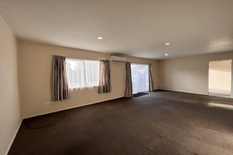 Photo of property in 8c Helvetia Road, Pukekohe, 2120