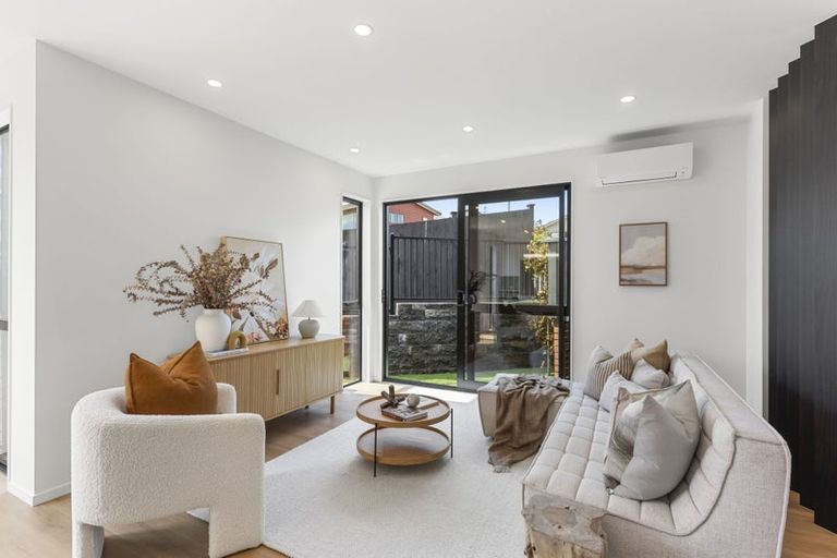 Photo of property in 14a Altair Place, Windsor Park, Auckland, 0632