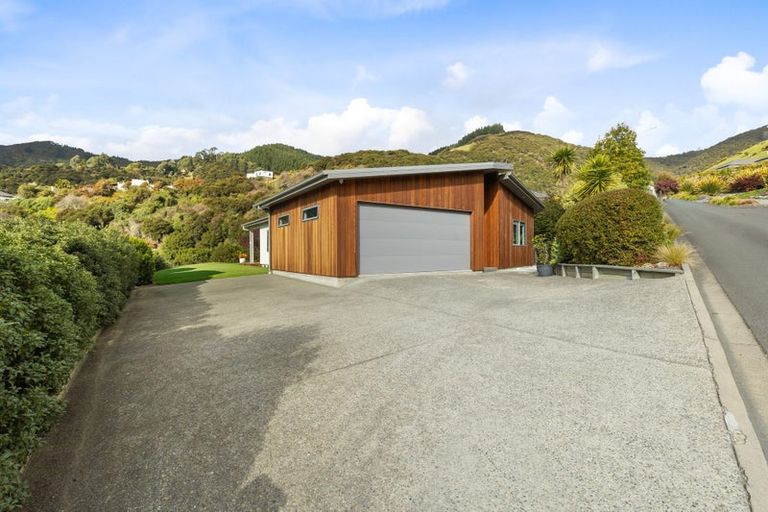 Photo of property in 5 Bristol Lane, Atawhai, Nelson, 7010