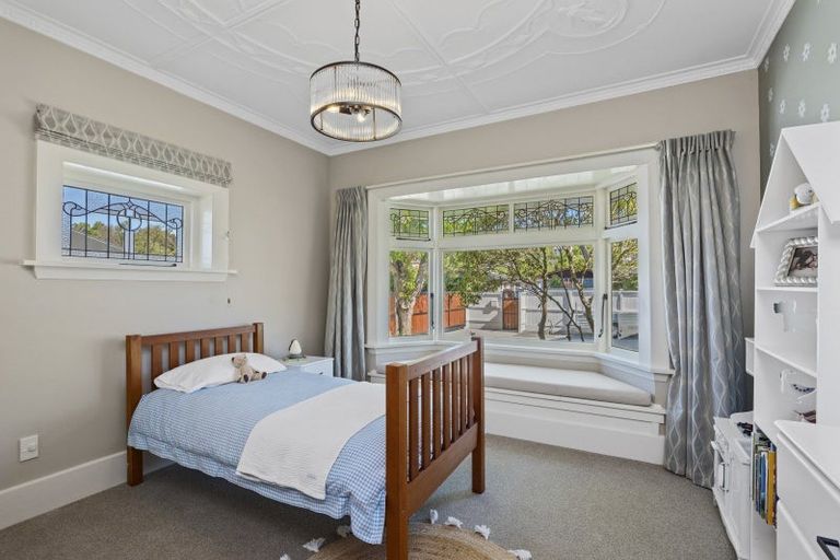 Photo of property in 173 Centaurus Road, Saint Martins, Christchurch, 8022