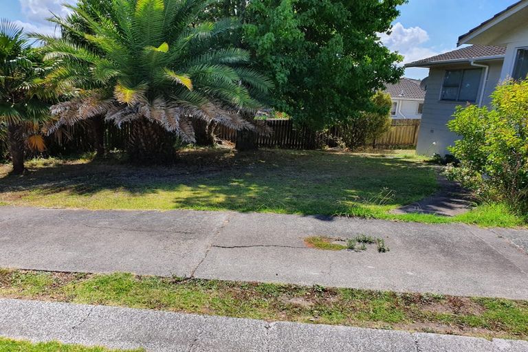 Photo of property in 24 Fairdale Place, Birkdale, Auckland, 0626