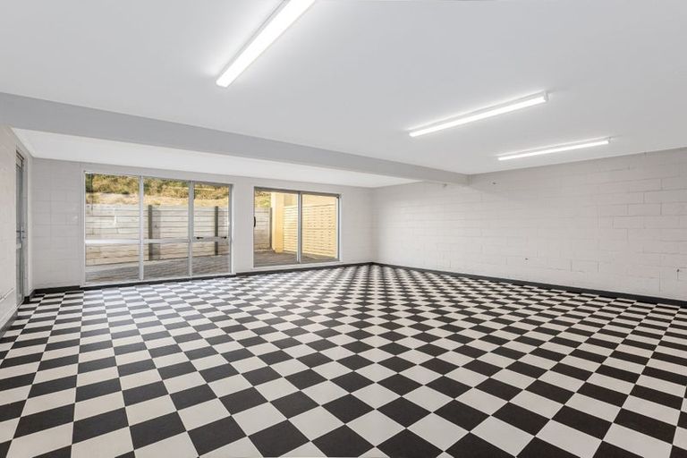 Photo of property in 430 Hawkins Hill Road, Brooklyn, Wellington, 6021