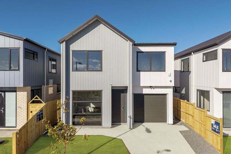 Photo of property in 28 Hearth Street, Flat Bush, 2019