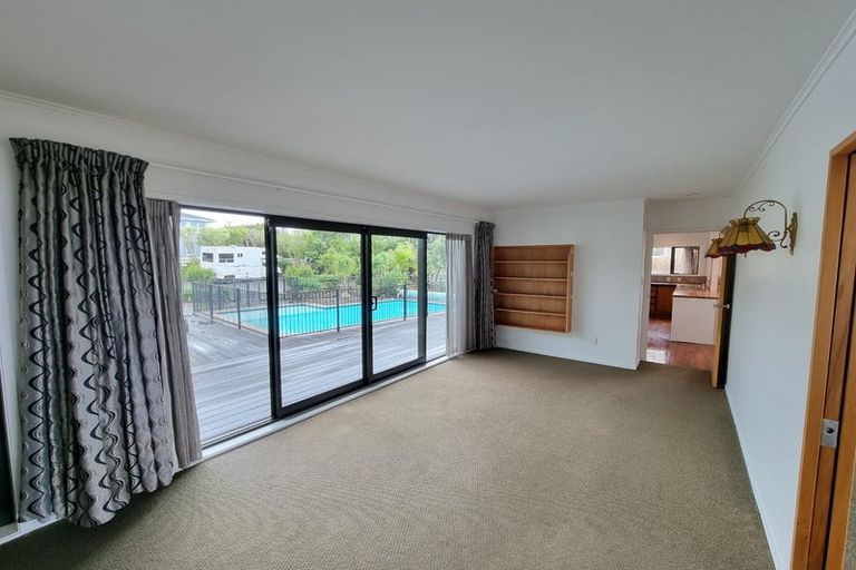 Photo of property in 69 Aberdeen Road, Castor Bay, Auckland, 0620