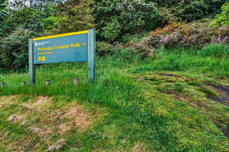 Photo of property in 3 Te Moho Street, Motuoapa, 3382