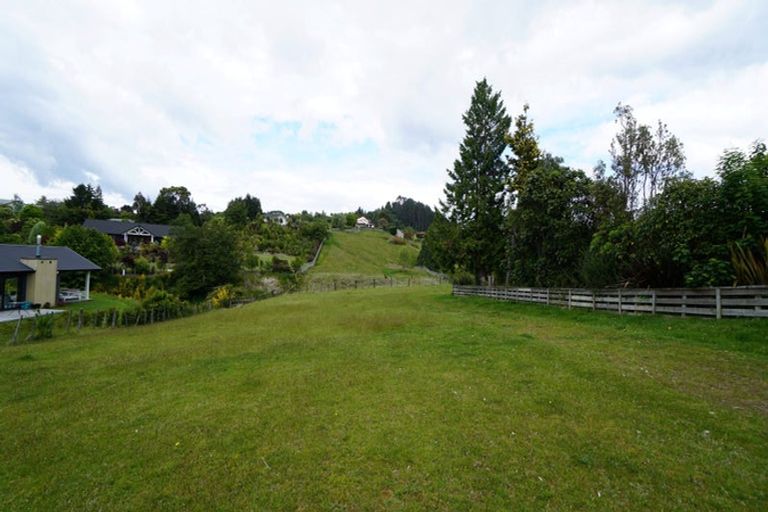 Photo of property in 239 Mapara Road, Acacia Bay, Taupo, 3385