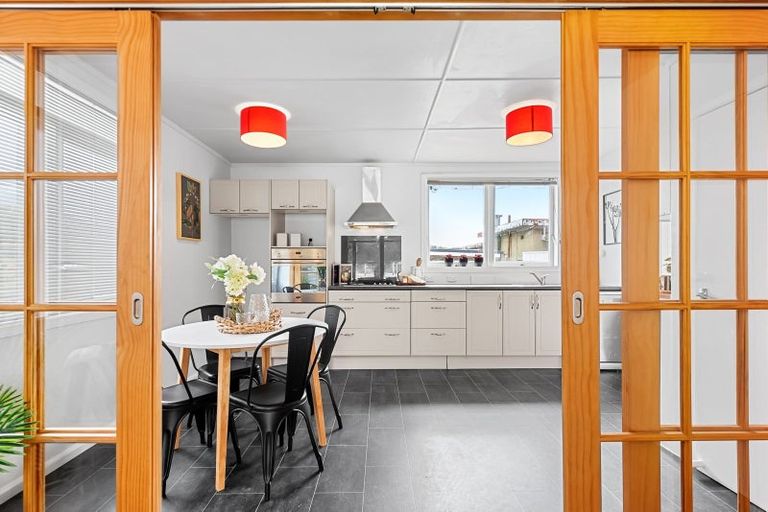 Photo of property in 12 Miro Street, Trentham, Upper Hutt, 5018