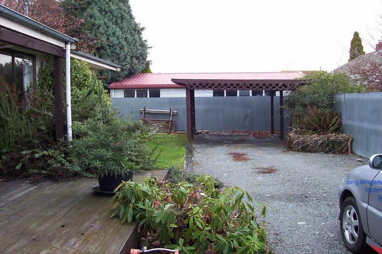 Photo of property in 118 Springs Road, Hornby, Christchurch, 8042