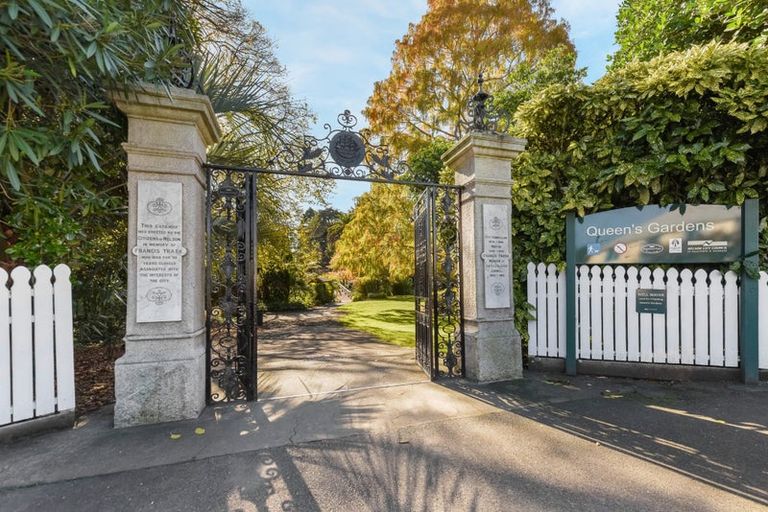 Photo of property in 344 Hardy Street, Nelson, 7010