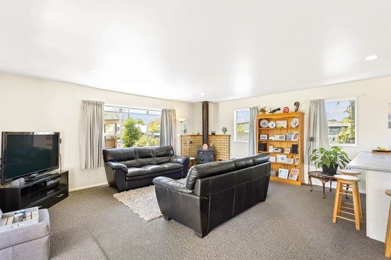 Photo of property in Ranui Primary School, 16 Ranui Station Road, Ranui, Auckland, 0612