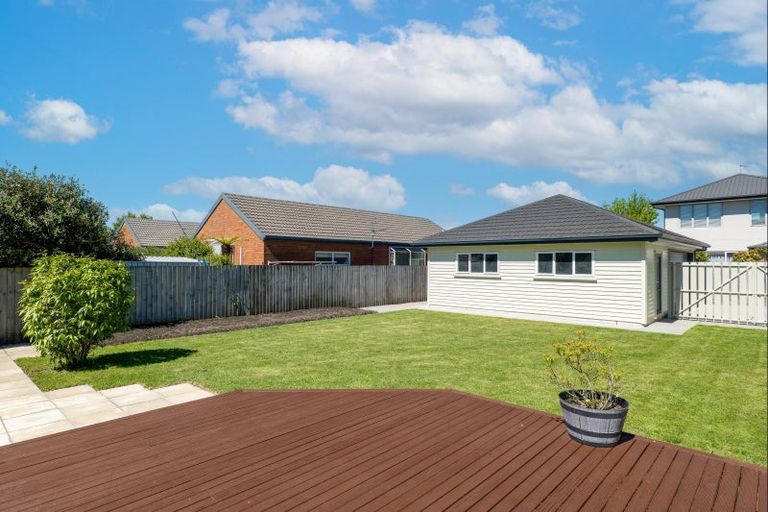 Photo of property in 100a Aorangi Road, Bryndwr, Christchurch, 8053