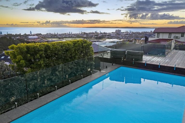 Photo of property in 49 Maire Road, Orewa, 0931