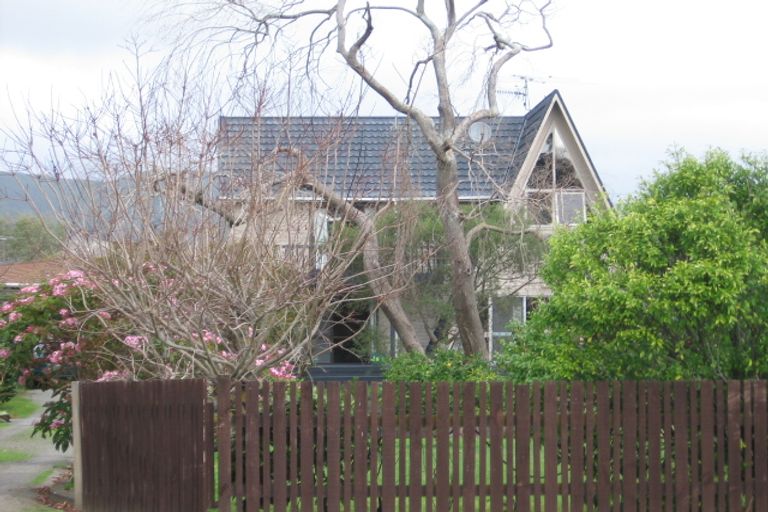 Photo of property in 37 Park Avenue, Waikanae, 5036