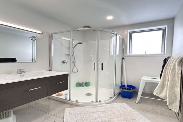 Photo of property in 23a Sequoia Place, Sunnynook, Auckland, 0620