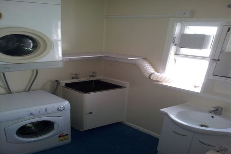 Photo of property in 117u3 Austin Street, Mount Victoria, Wellington, 6011