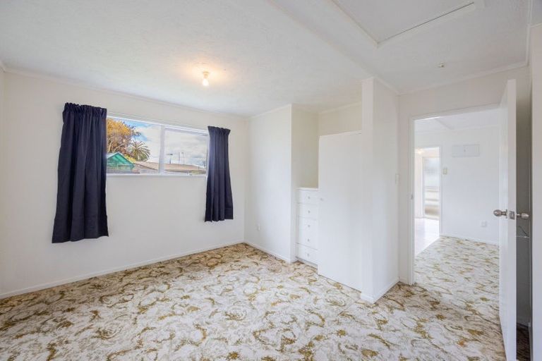 Photo of property in 55 Waverley Street, Waipawa, 4210