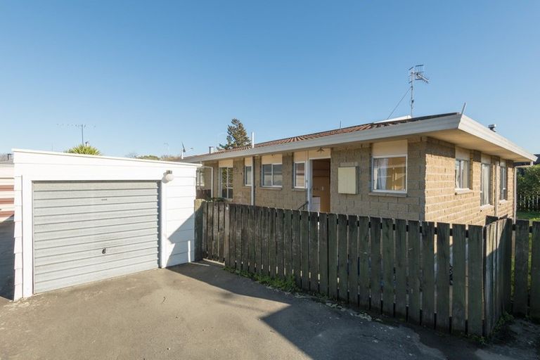 Photo of property in 13f2 Gladstone Road, Richmond, 7020