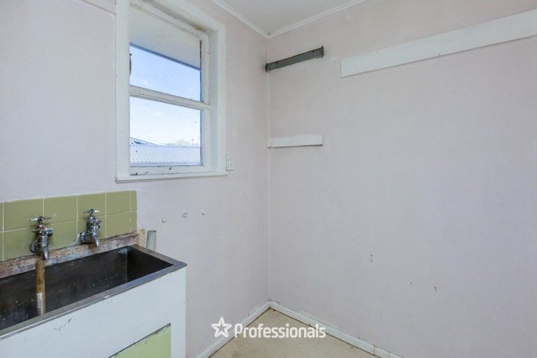 Photo of property in 17a Clouston Park Road, Clouston Park, Upper Hutt, 5018