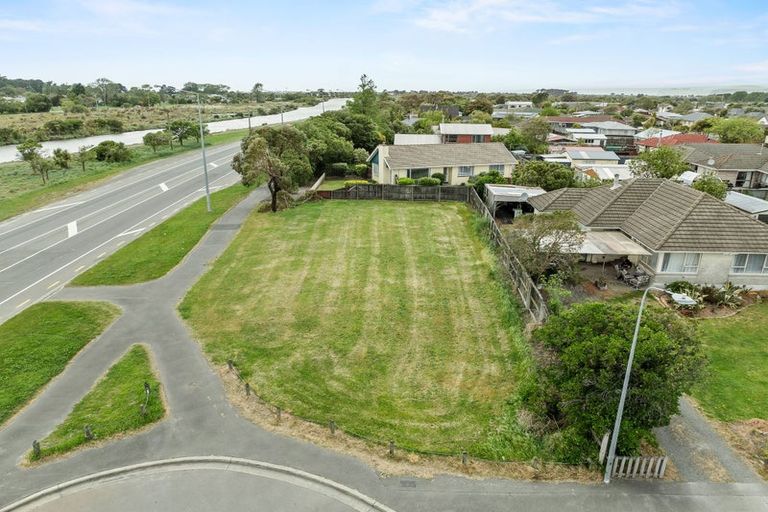 Photo of property in 38 Bexley Road, Aranui, Christchurch, 8061