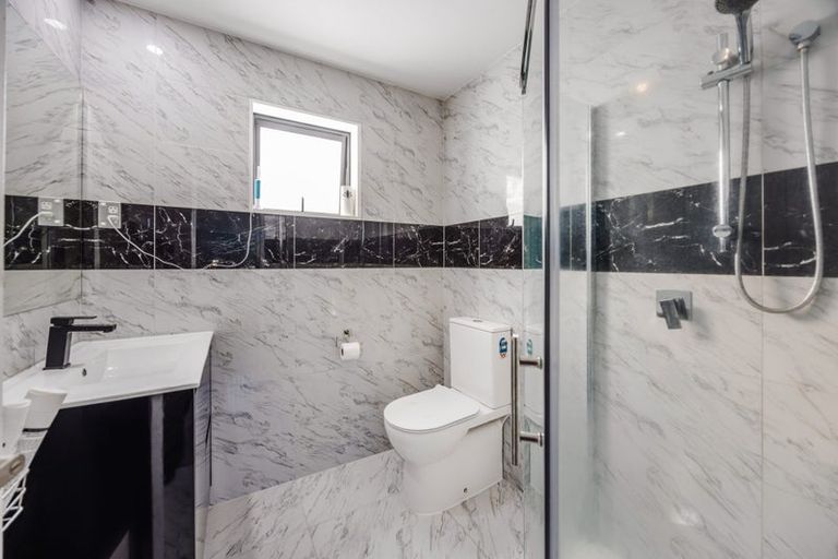 Photo of property in 42d Marr Road, Manurewa, Auckland, 2102