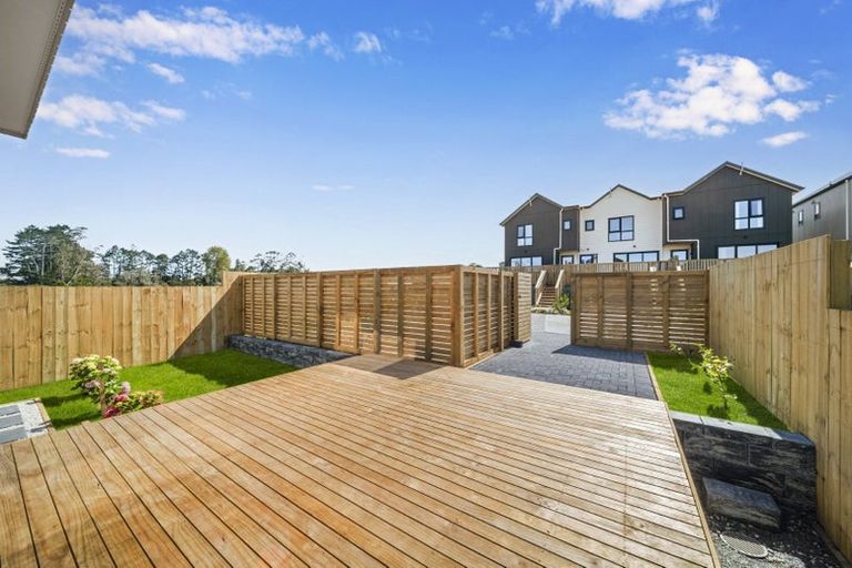 Photo of property in 165 Kerepi Street, Westgate, 0814