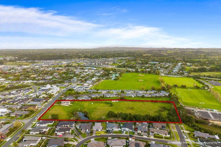 Photo of property in 68 Tapu Road, Huapai, Kumeu, 0810