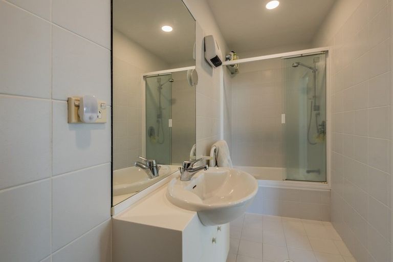 Photo of property in The Links, 378-382 Kapiti Road, Paraparaumu Beach, Paraparaumu, 5032