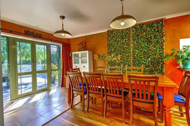 Photo of property in 33 Resthill Crescent, Glenview, Hamilton, 3206