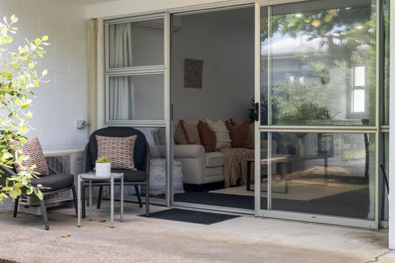 Photo of property in 2/30 Gobray Crescent, Mount Maunganui, 3116
