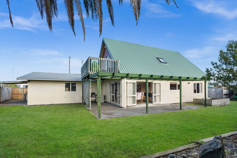 Photo of property in 2 Mcpherson Drive, Morrinsville, 3300