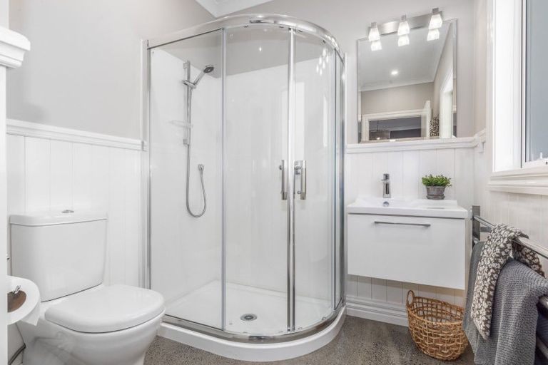 Photo of property in 1068 Queen Street East, Levin, 5510