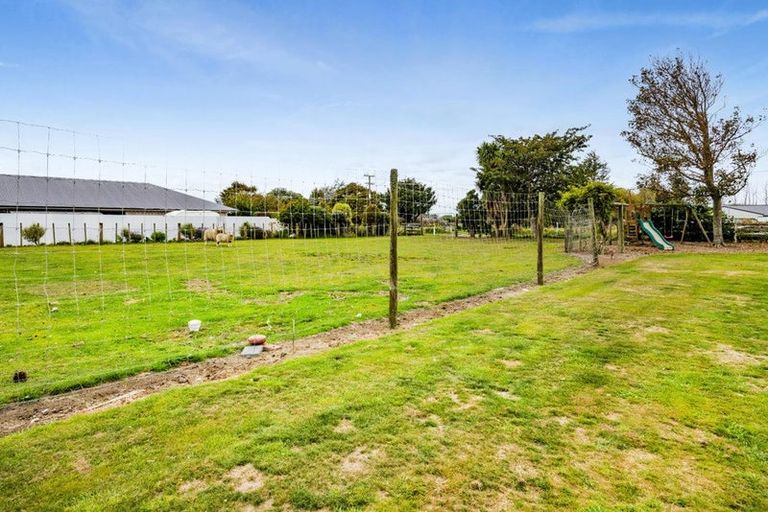 Photo of property in 135 Turuturu Road, Hawera, 4674