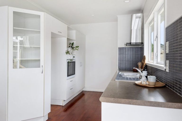 Photo of property in 45a Watea Road, Torbay, Auckland, 0630