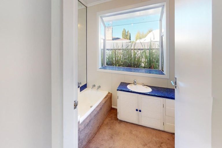 Photo of property in 19 Skerman Street, Marton, 4710