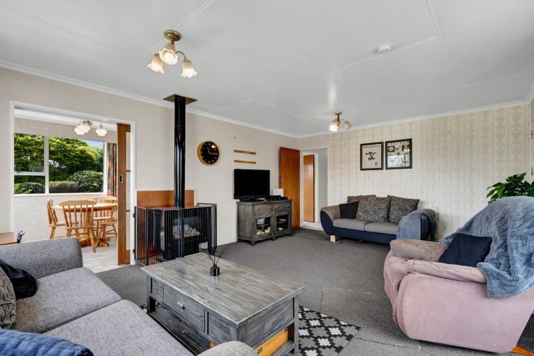 Photo of property in 2 Adrian Street, Stratford, 4332