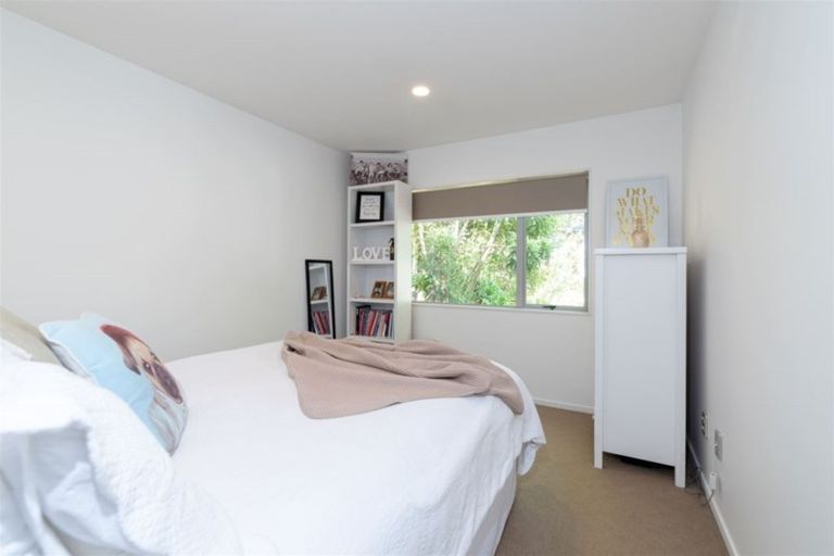 Photo of property in 41d Terra Nova Street, Glen Eden, Auckland, 0602