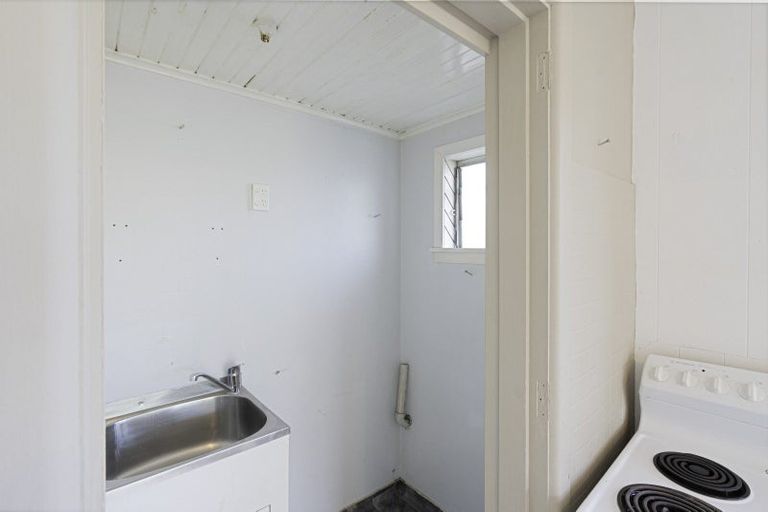 Photo of property in 168a Springs Road, Hornby, Christchurch, 8042