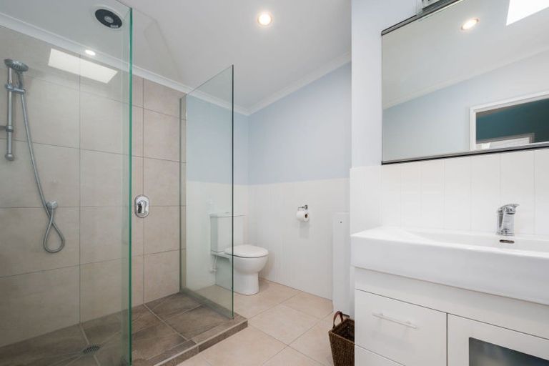 Photo of property in 40 Kent Terrace, Taradale, Napier, 4112