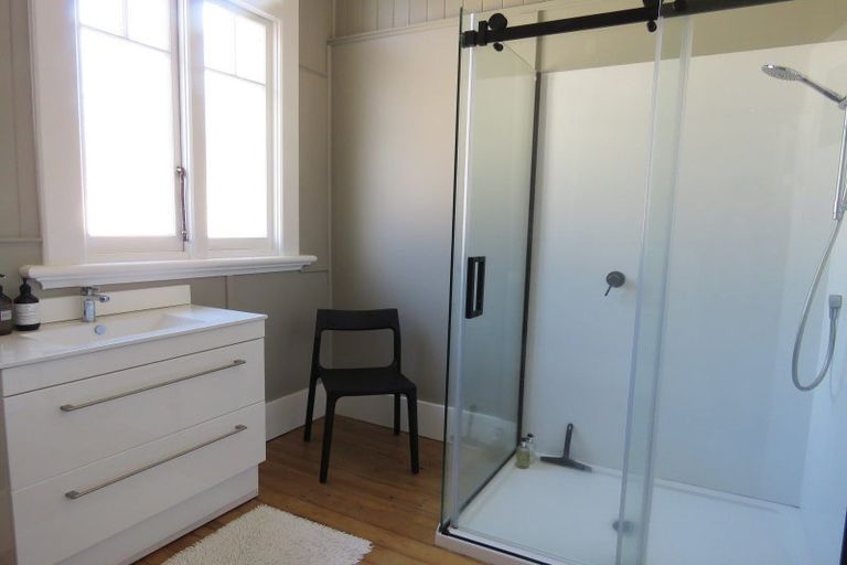 Photo of property in 28 Broadway, Reefton, 7830