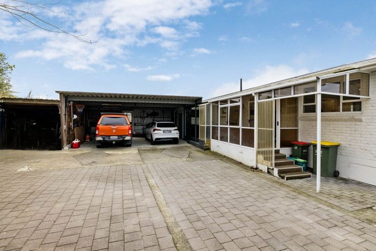 Photo of property in 33 Urlich Avenue, Melville, Hamilton, 3206