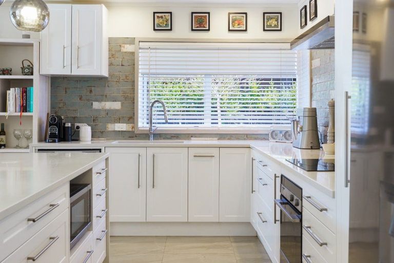 Photo of property in 71 Cedar Drive, Paraparaumu Beach, Paraparaumu, 5032