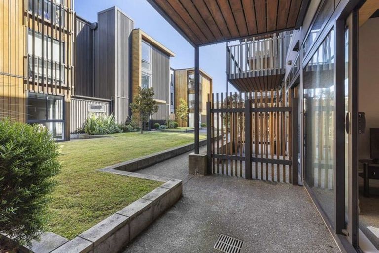 Photo of property in Vedado Apartments, 105/41u Hopper Street, Mount Cook, Wellington, 6011