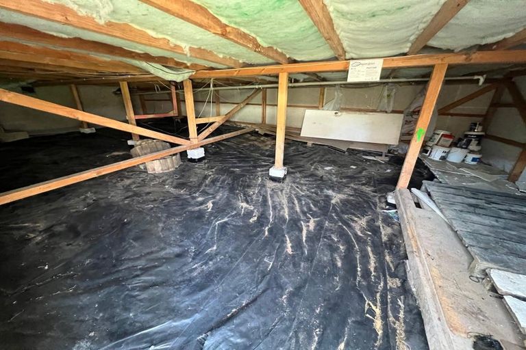 Photo of property in 8 Wylie Avenue, Sunnynook, Auckland, 0620