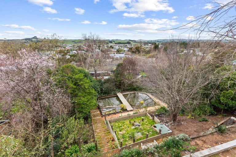 Photo of property in 1c Hill Street, Waipukurau, 4200