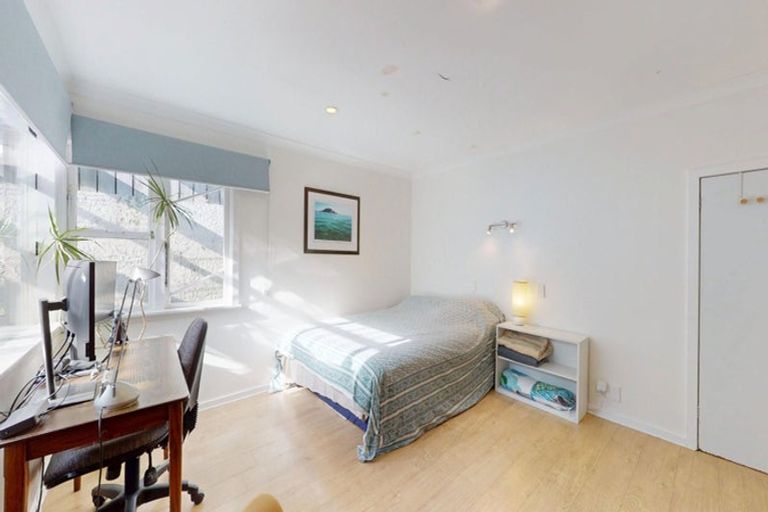 Photo of property in 103 Houghton Bay Road, Houghton Bay, Wellington, 6023