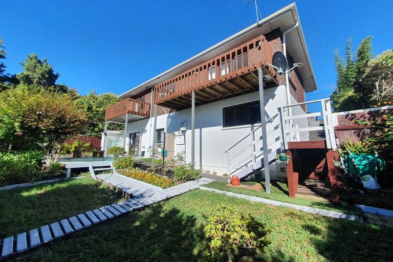 Photo of property in 2/683 East Coast Road, Browns Bay, Auckland, 0630