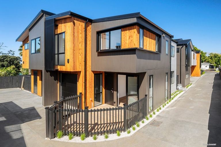 Photo of property in 14c Benders Avenue, Hillcrest, Auckland, 0627