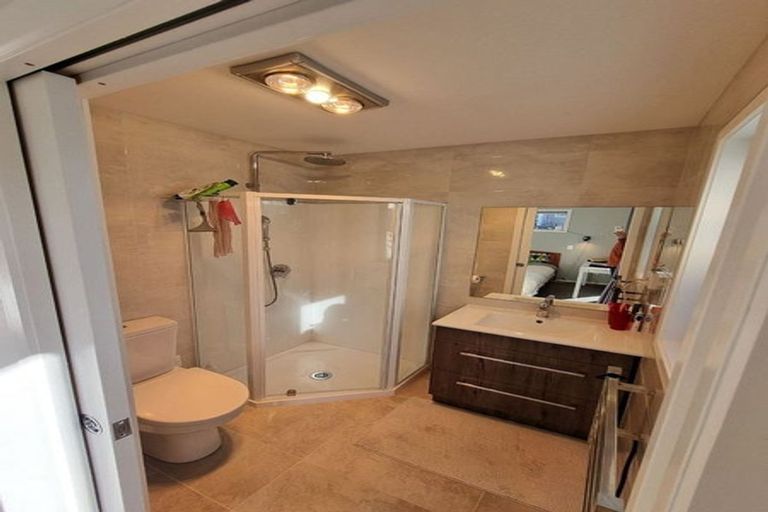 Photo of property in 52 Hobart Crescent, Wattle Downs, Auckland, 2103
